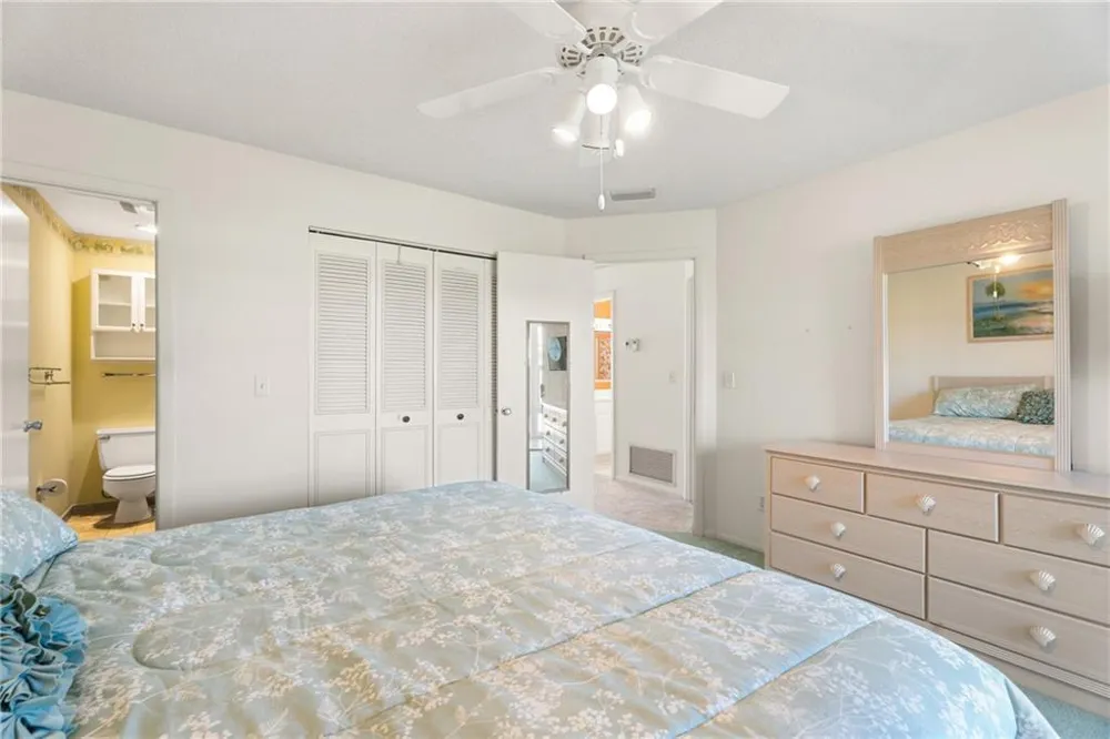 60 Woodland Drive #202 Vero Beach, FL 32962