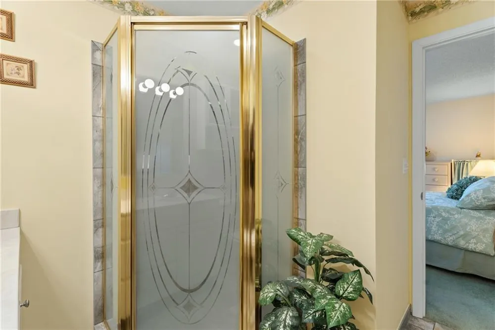 60 Woodland Drive #202 Vero Beach, FL 32962