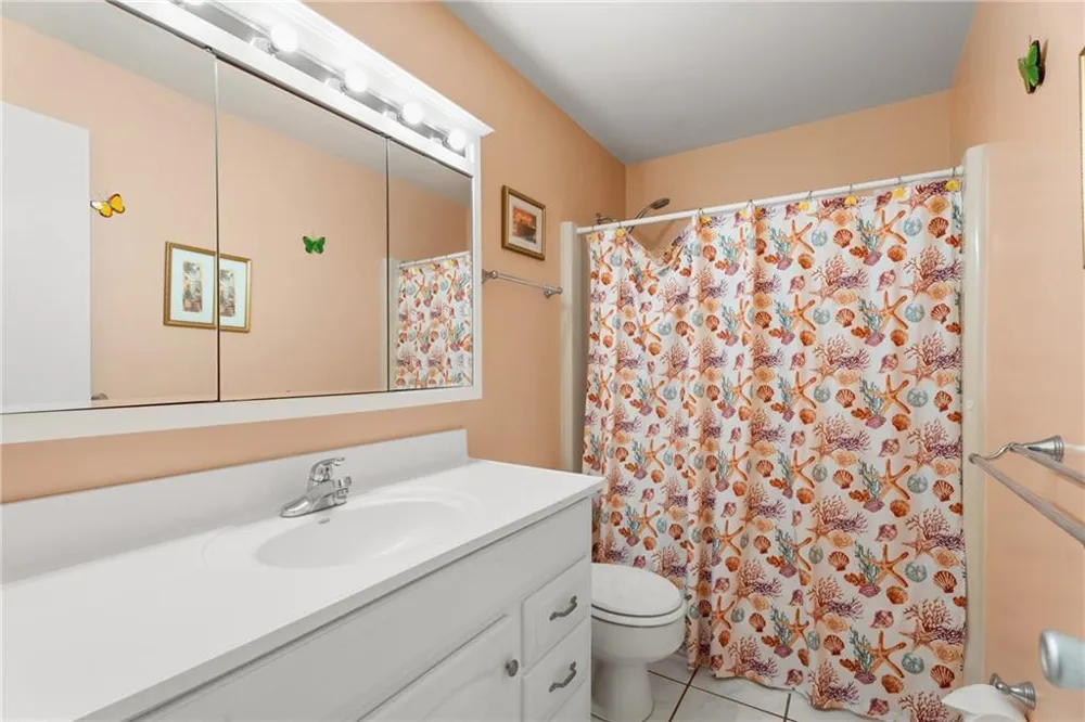 60 Woodland Drive #202 Vero Beach, FL 32962