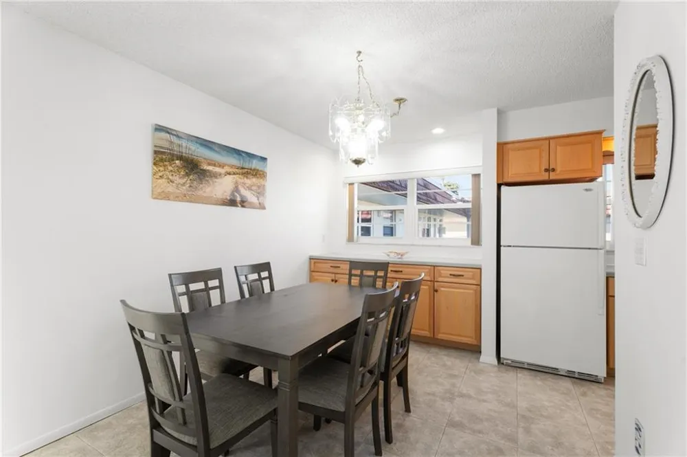 60 Woodland Drive #202 Vero Beach, FL 32962