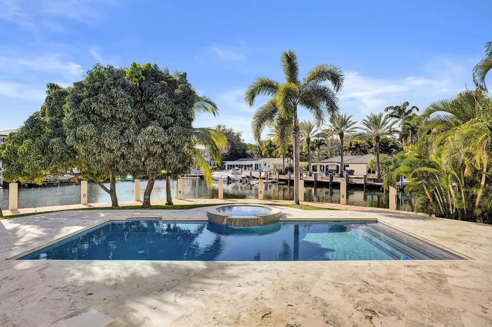 2330 NE 31st Court Lighthouse Point, FL 33064