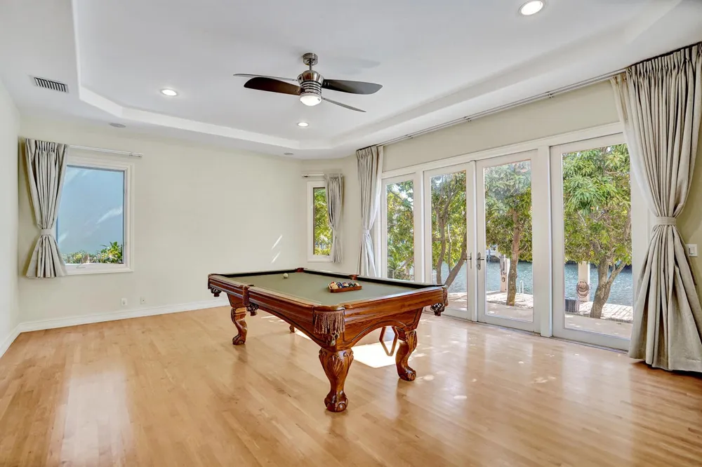2330 NE 31st Court Lighthouse Point, FL 33064