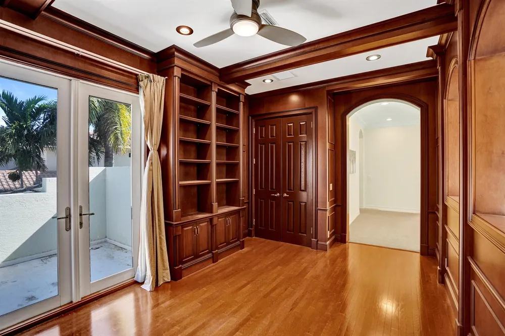 2330 NE 31st Court Lighthouse Point, FL 33064