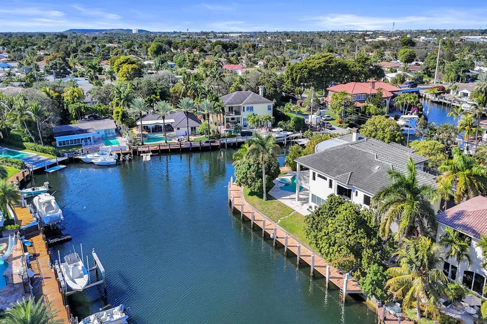 2330 NE 31st Court Lighthouse Point, FL 33064