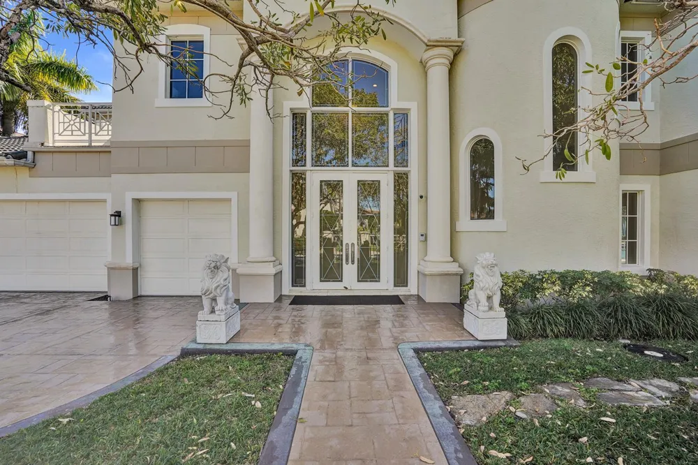 2330 NE 31st Court Lighthouse Point, FL 33064
