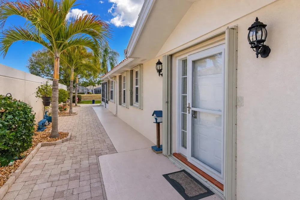 8285 SE Double Tree Drive Hobe Sound, FL 33455