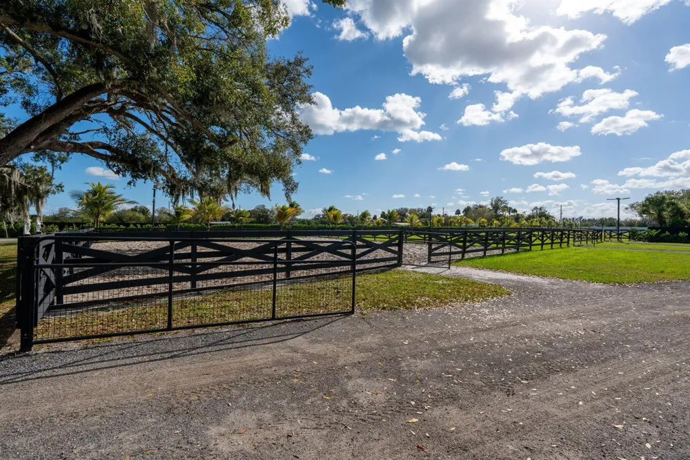 16200 Orange Avenue Fort Pierce, FL 34945