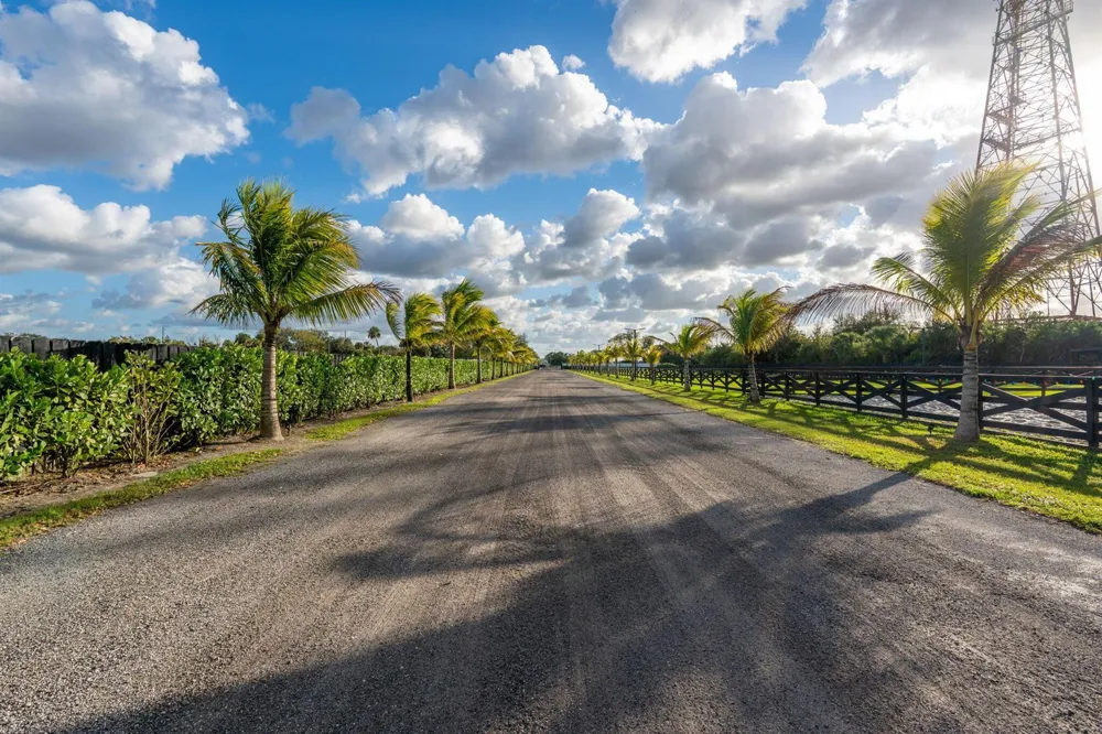 16200 Orange Avenue Fort Pierce, FL 34945