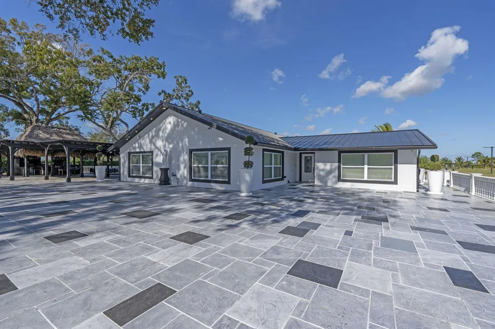 16200 Orange Avenue Fort Pierce, FL 34945