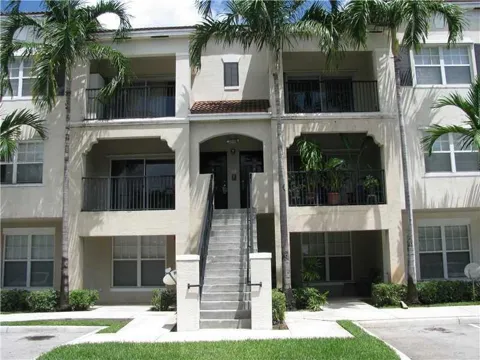 5800 W Sample Road #305