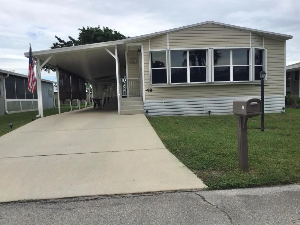 48 Del Prado Street Port St. Lucie, FL 34952