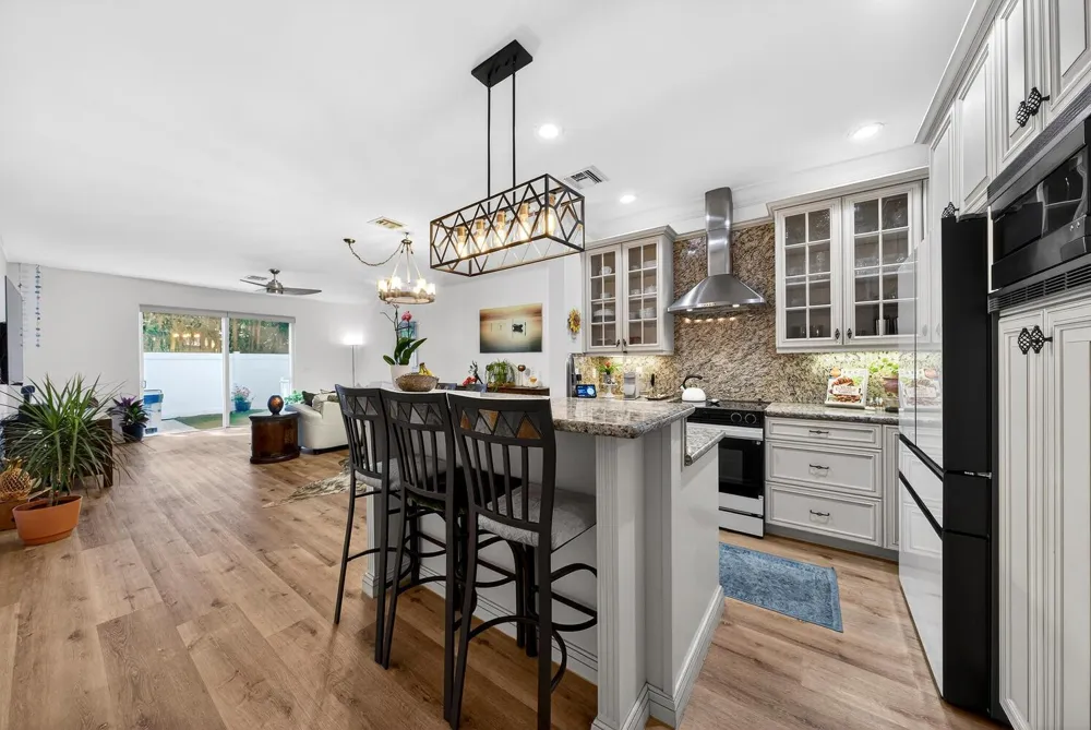 1942 NE 32nd Street Lighthouse Point, FL 33064