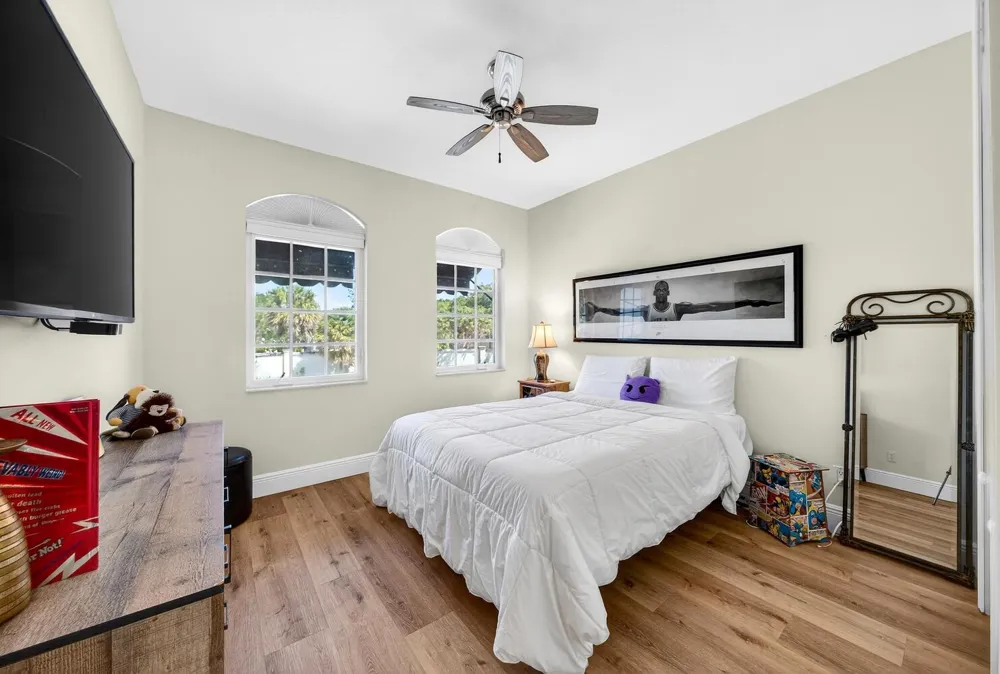 1942 NE 32nd Street Lighthouse Point, FL 33064