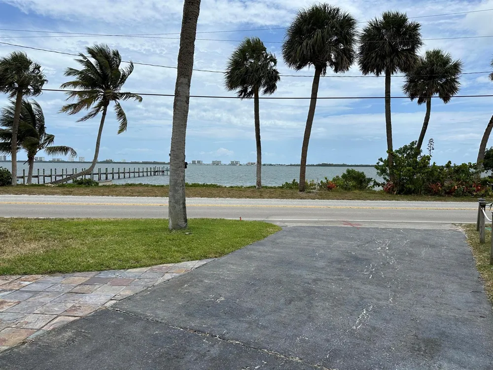 4490 NE Indian River Drive Jensen Beach, FL 34957