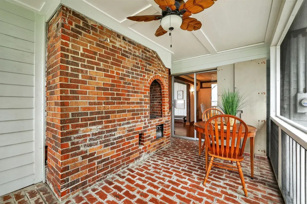 4490 NE Indian River Drive Jensen Beach, FL 34957