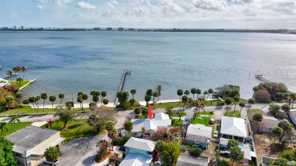 4490 NE Indian River Drive Jensen Beach, FL 34957