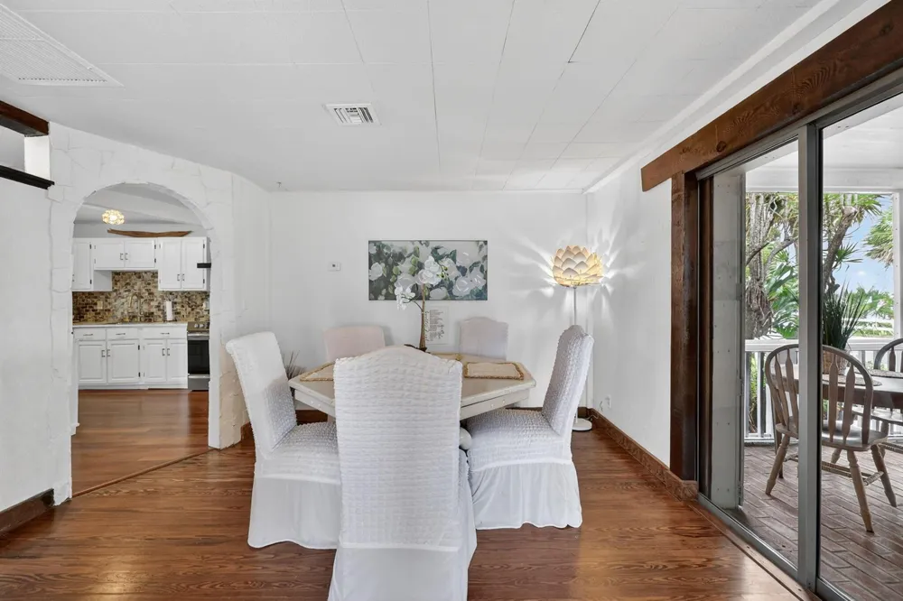 4490 NE Indian River Drive Jensen Beach, FL 34957