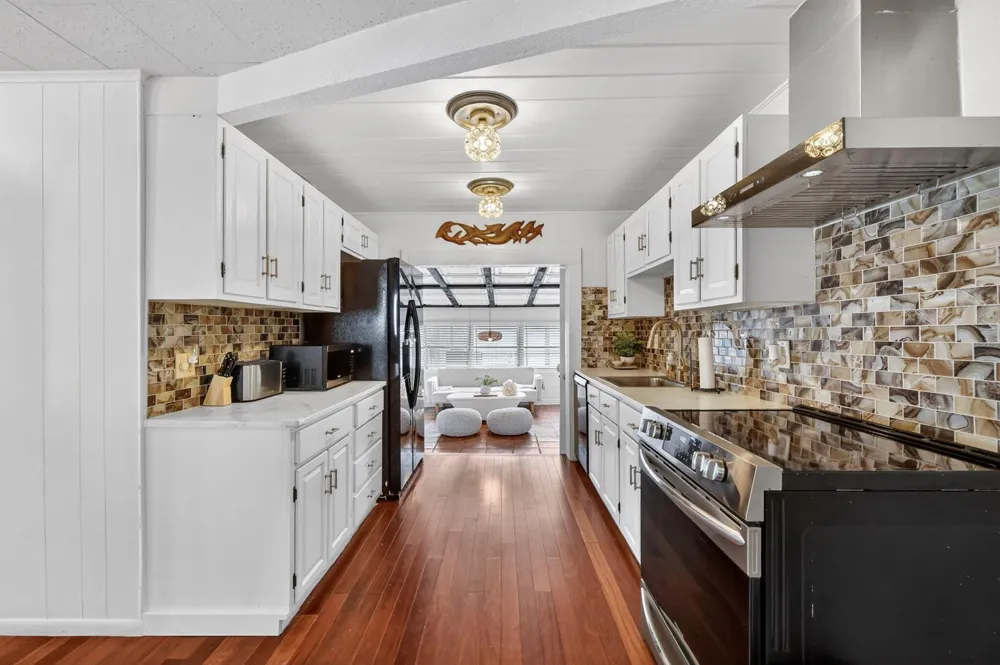 4490 NE Indian River Drive Jensen Beach, FL 34957