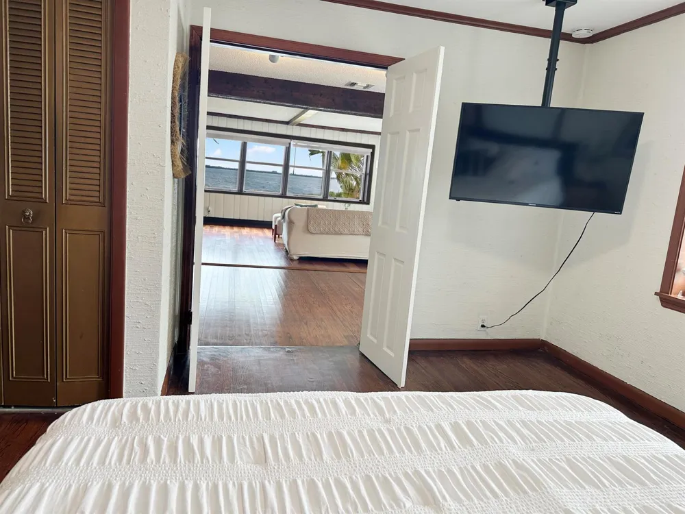 4490 NE Indian River Drive Jensen Beach, FL 34957