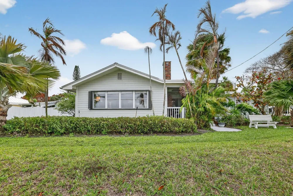 4490 NE Indian River Drive Jensen Beach, FL 34957