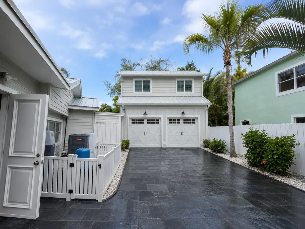 4490 NE Indian River Drive Jensen Beach, FL 34957
