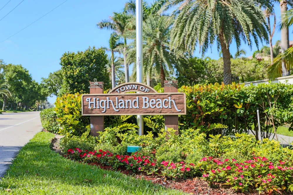 3101 S Ocean Boulevard #322 Highland Beach, FL 33487