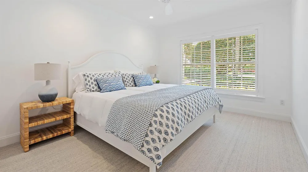677 Village Road North Palm Beach, FL 33408