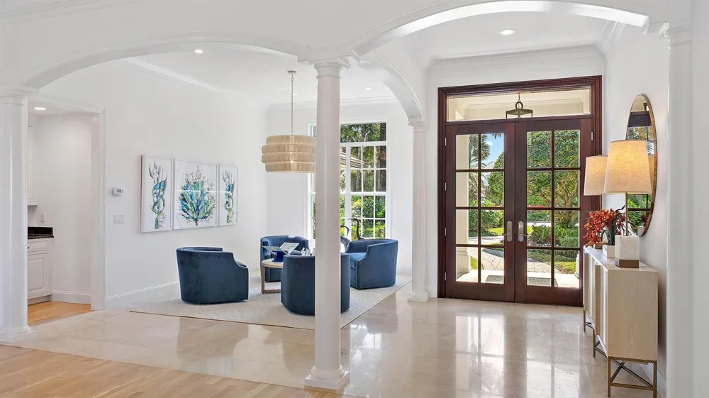 677 Village Road North Palm Beach, FL 33408