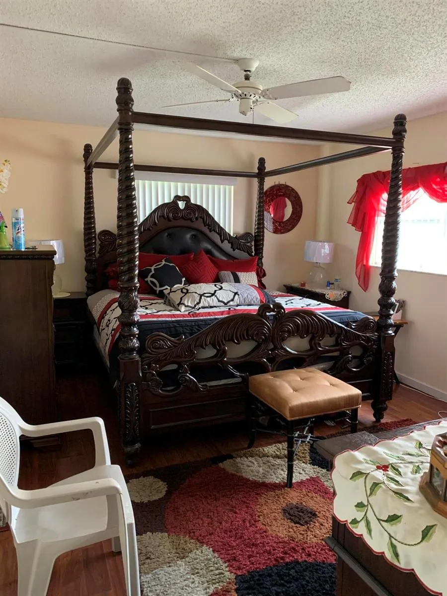 7887 Golf Cir Drive #212 Margate, FL 33063