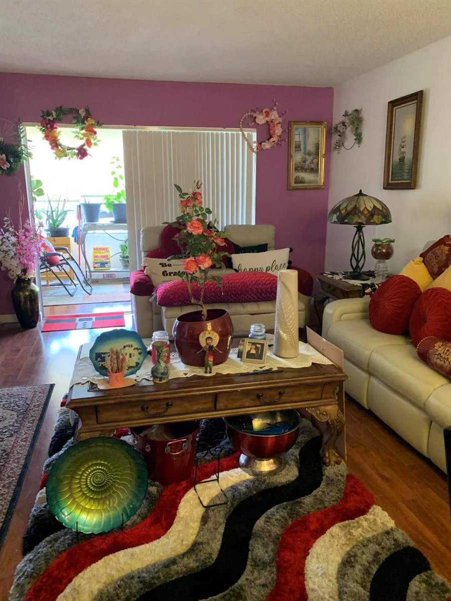 7887 Golf Cir Drive #212 Margate, FL 33063