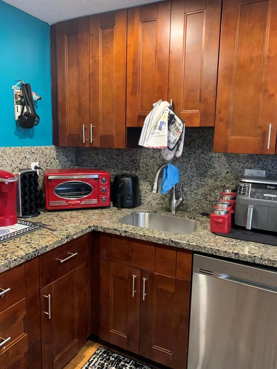 7887 Golf Cir Drive #212 Margate, FL 33063