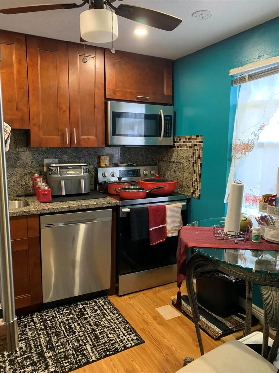 7887 Golf Cir Drive #212 Margate, FL 33063