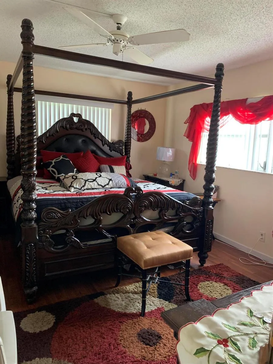 7887 Golf Cir Drive #212 Margate, FL 33063