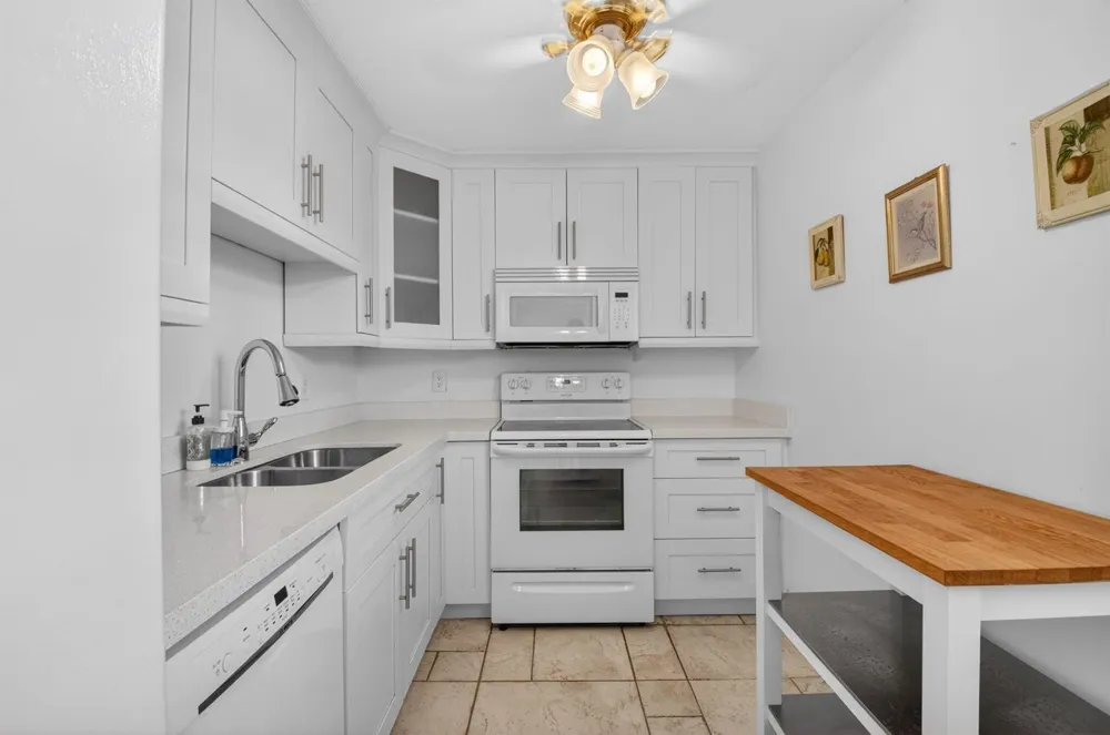 3575 S Ocean Boulevard #205 South Palm Beach, FL 33480