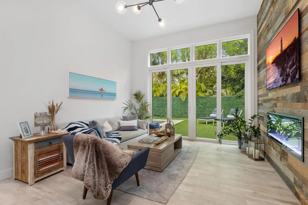 24 Grand Bay Estates Circle Key Biscayne, FL 33149