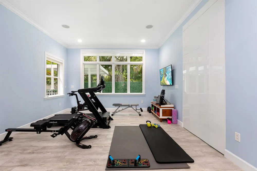 24 Grand Bay Estates Circle Key Biscayne, FL 33149