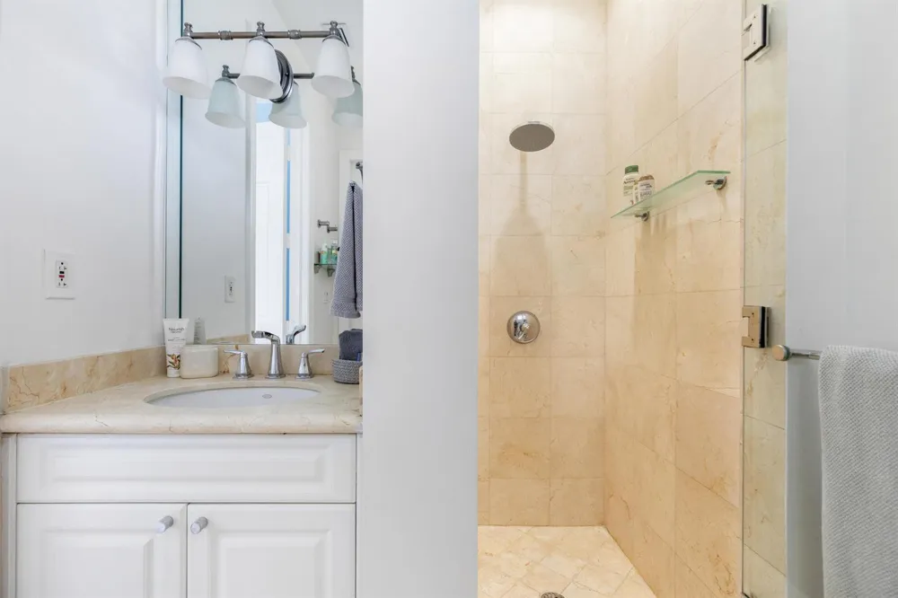 24 Grand Bay Estates Circle Key Biscayne, FL 33149
