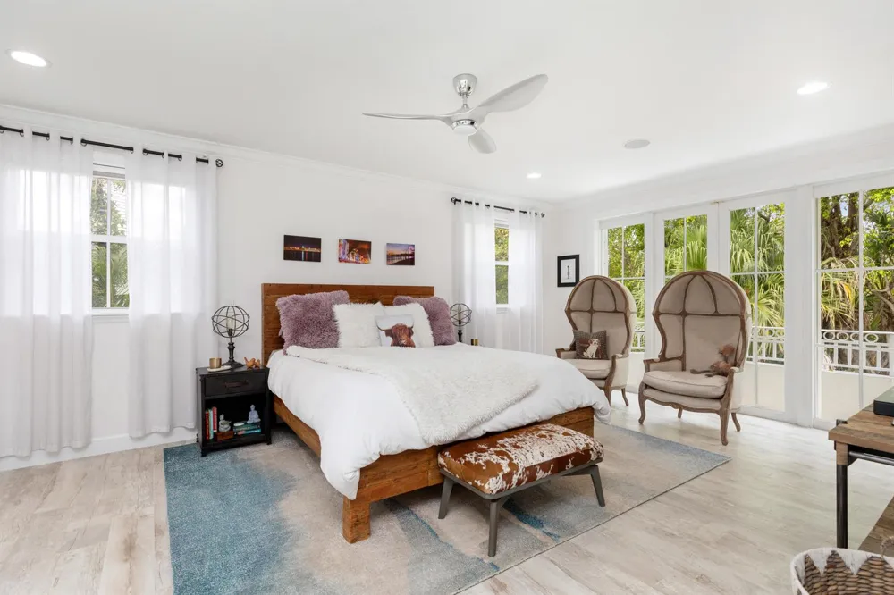 24 Grand Bay Estates Circle Key Biscayne, FL 33149