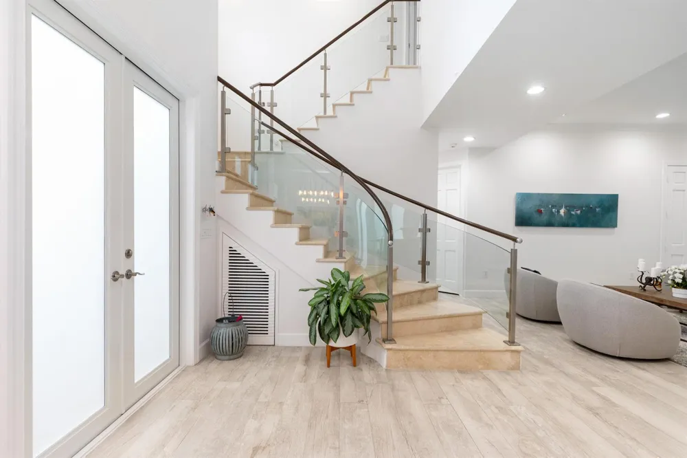 24 Grand Bay Estates Circle Key Biscayne, FL 33149