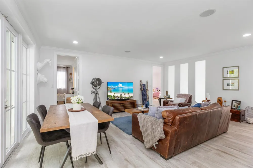 24 Grand Bay Estates Circle Key Biscayne, FL 33149