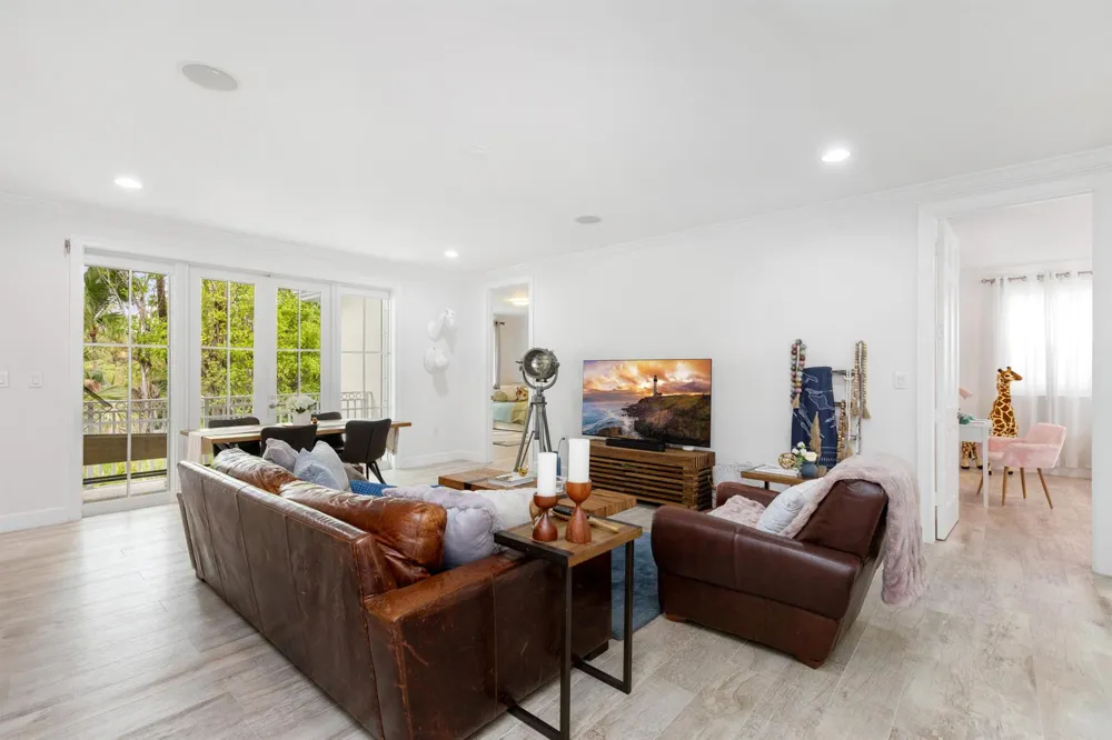 24 Grand Bay Estates Circle Key Biscayne, FL 33149