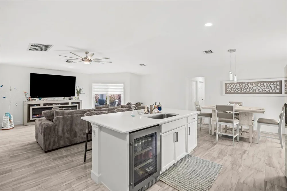8607 SW 7th Lane Okeechobee, FL 34974
