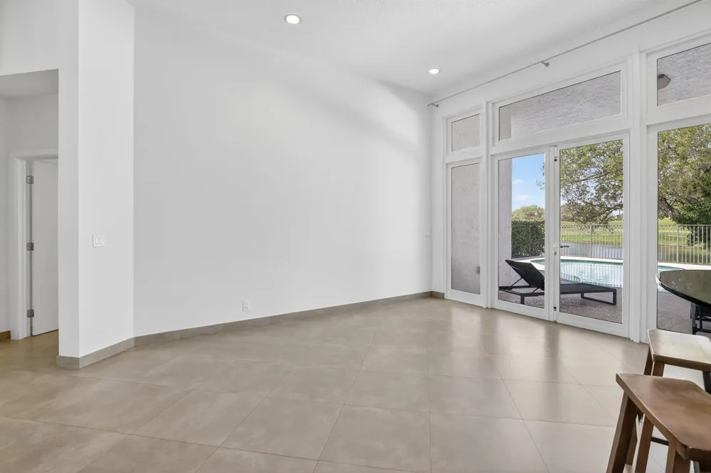 2647 Miller Court Weston, FL 33332