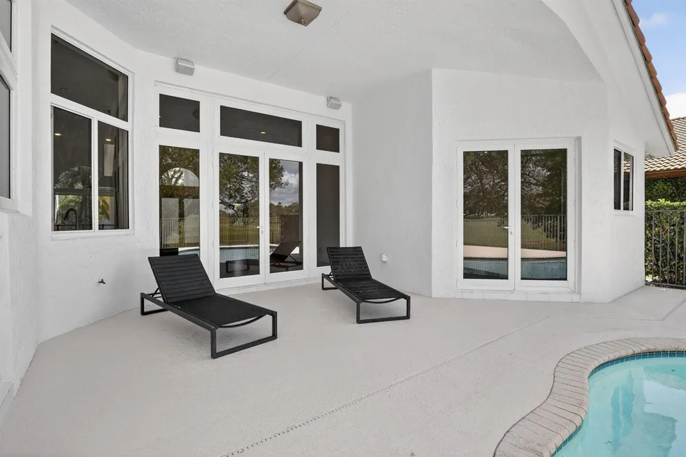 2647 Miller Court Weston, FL 33332