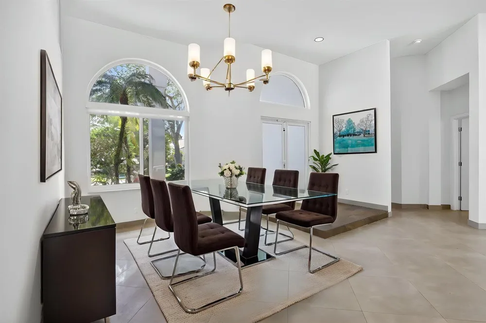 2647 Miller Court Weston, FL 33332