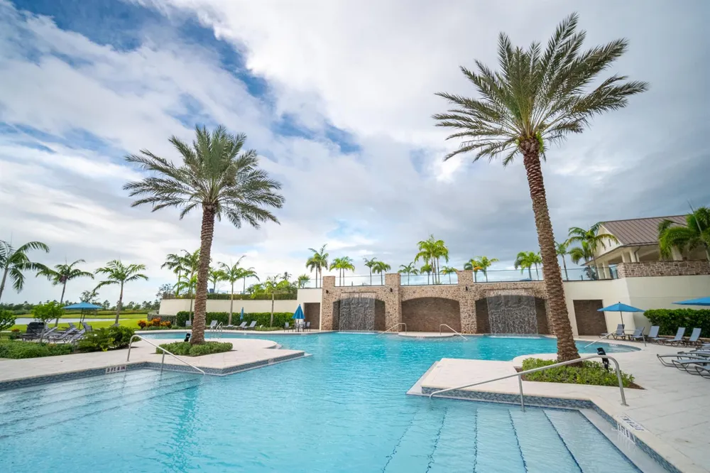 1362 Harvester Crossing Loxahatchee, FL 33470