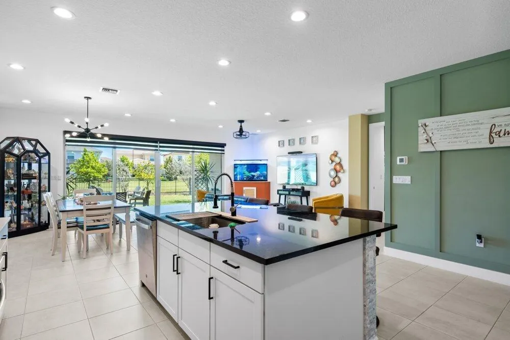 1362 Harvester Crossing Loxahatchee, FL 33470
