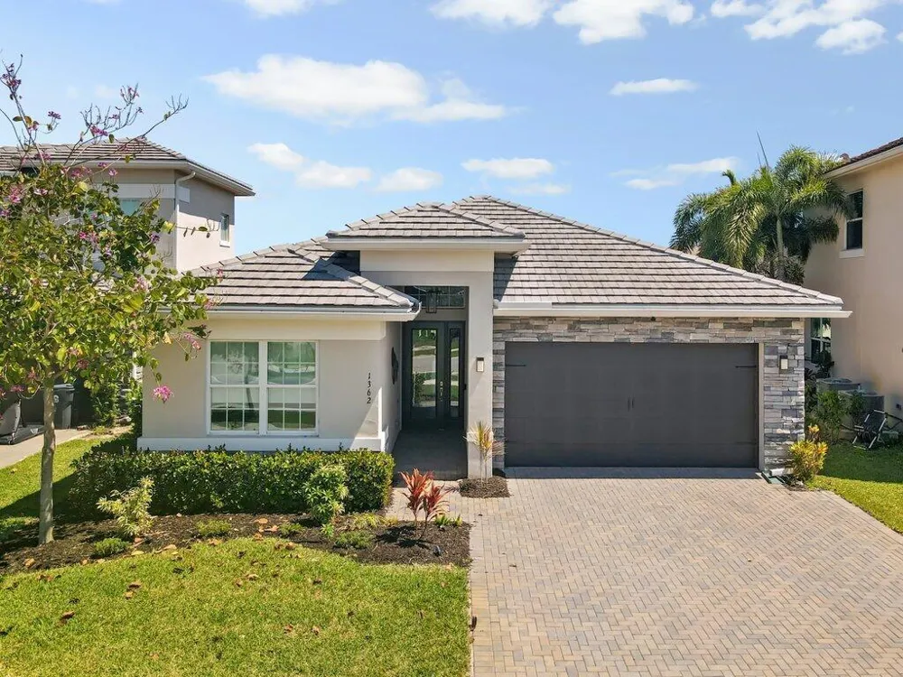 1362 Harvester Crossing Loxahatchee, FL 33470