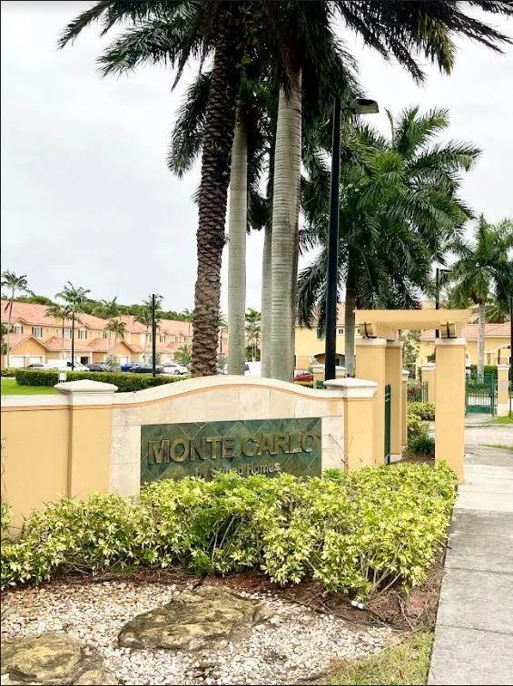 521 Princess Drive #521 Margate, FL 33068