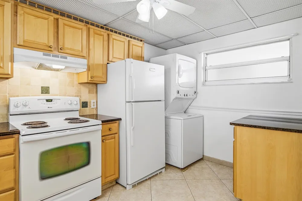 3580 S Ocean Boulevard #4c South Palm Beach, FL 33480